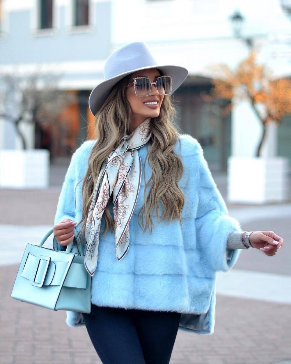 24 Warm and Cozy Faux Fur Coats That You Want This Winter headline
