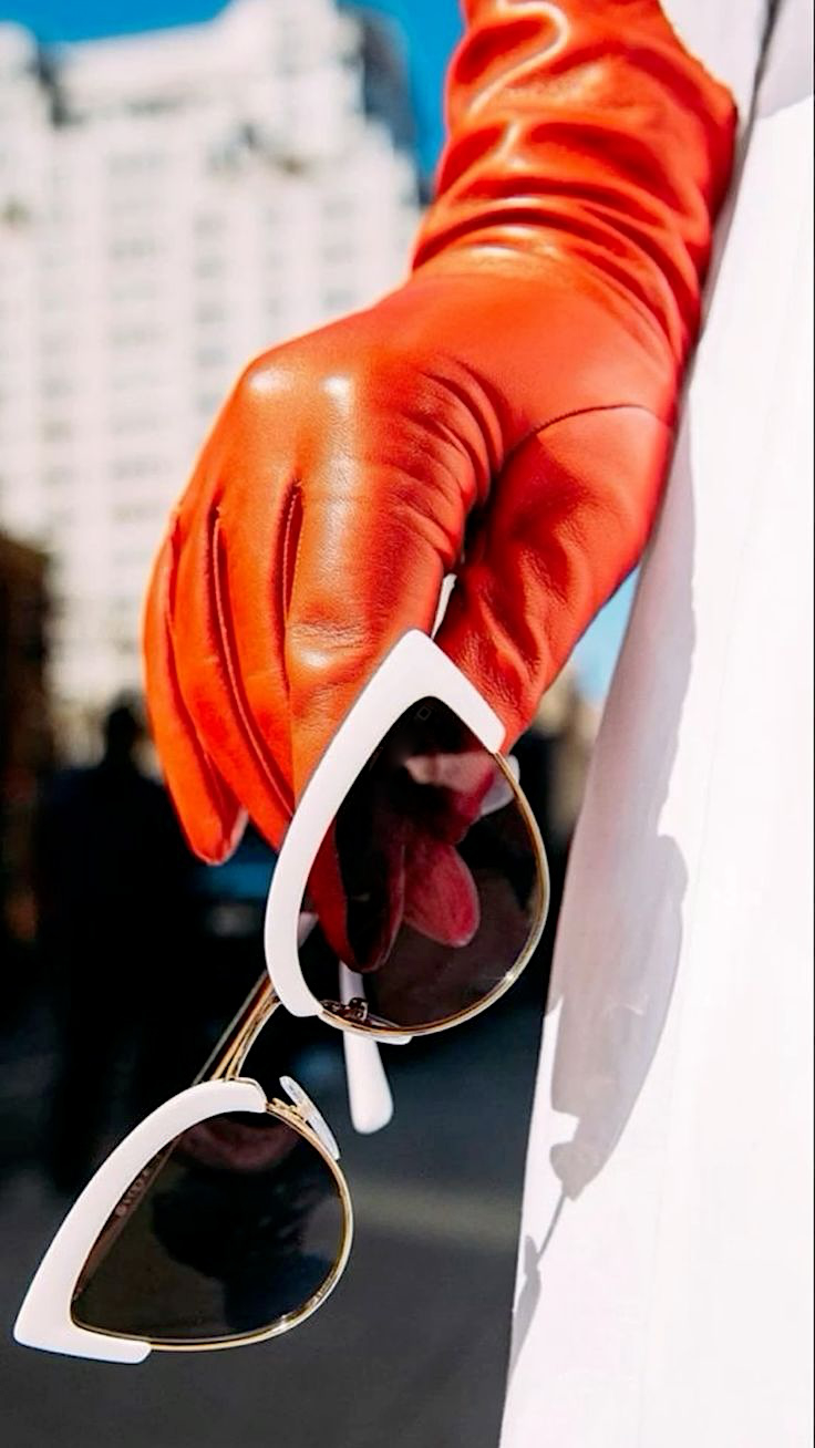 timeless appeal of classic leather gloves